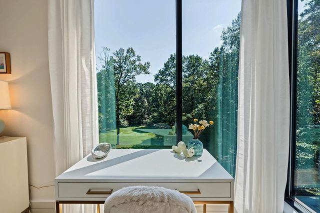 80 Idlewood Court, Atlanta, GA 30327