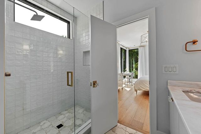 80 Idlewood Court, Atlanta, GA 30327