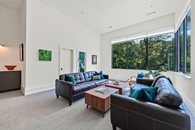 80 Idlewood Court, Atlanta, GA 30327