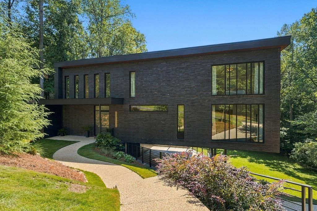 80 Idlewood Court, Atlanta, GA 30327