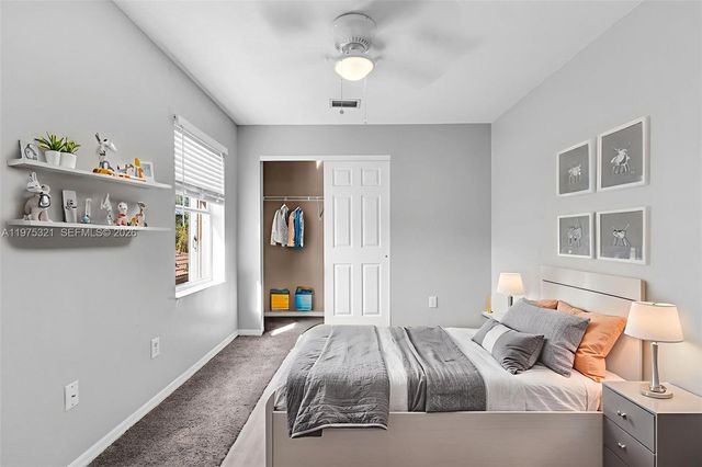 19249 NW 13th St 1, Pembroke Pines, FL 33029