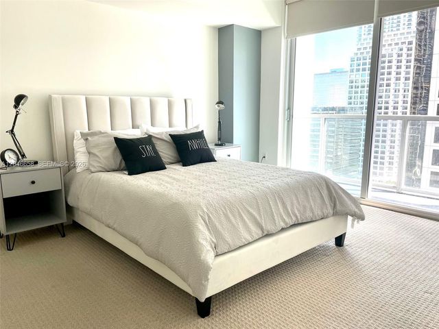 500 Brickell Avenue 2006, Miami, FL 33131