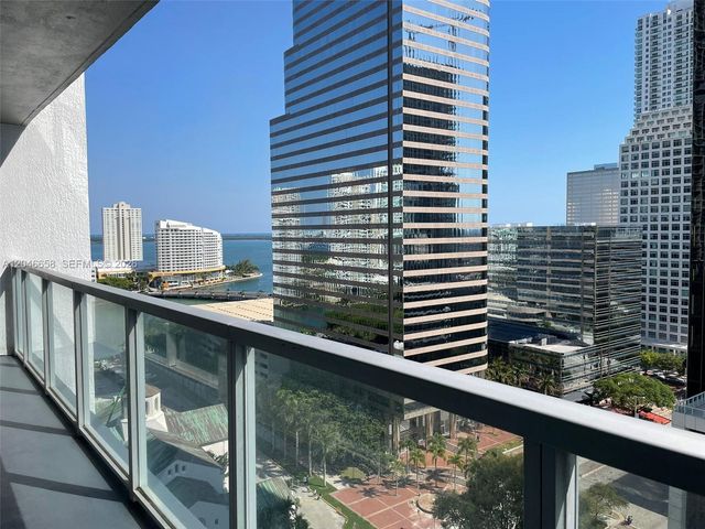 500 Brickell Avenue 2006, Miami, FL 33131