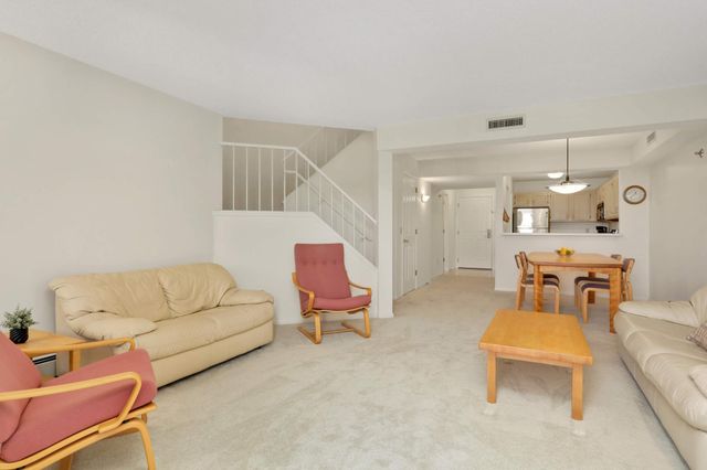 7540 Edinborough Way 1319, Edina, MN 55435