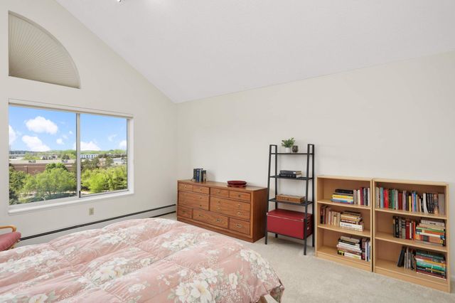 7540 Edinborough Way 1319, Edina, MN 55435