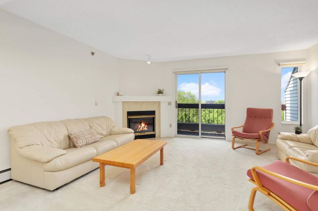 7540 Edinborough Way 1319, Edina, MN 55435