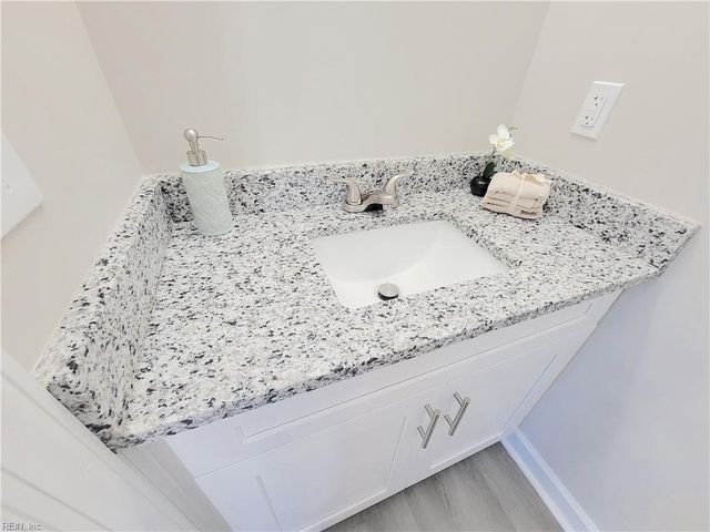 904 Back Creek RD, Seaford, VA 23696