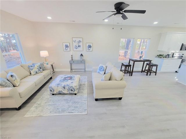 904 Back Creek RD, Seaford, VA 23696