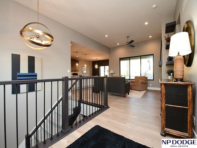 2740 South Creek Road, Lincoln, NE 68516