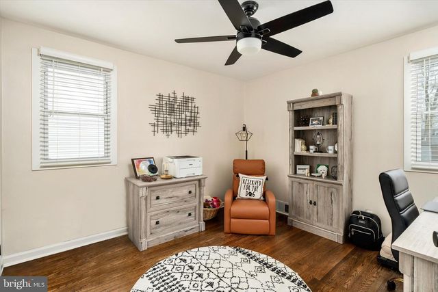 514 AUSTIN AVE, Barrington, NJ 08007