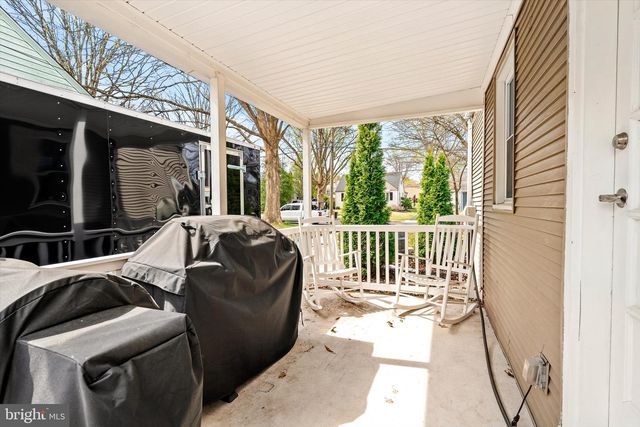 514 AUSTIN AVE, Barrington, NJ 08007