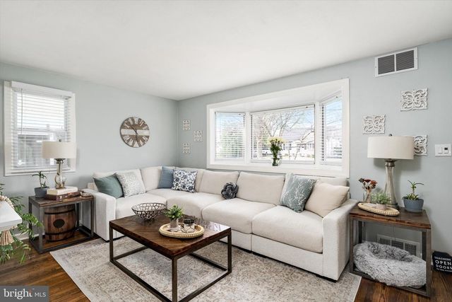 514 AUSTIN AVE, Barrington, NJ 08007