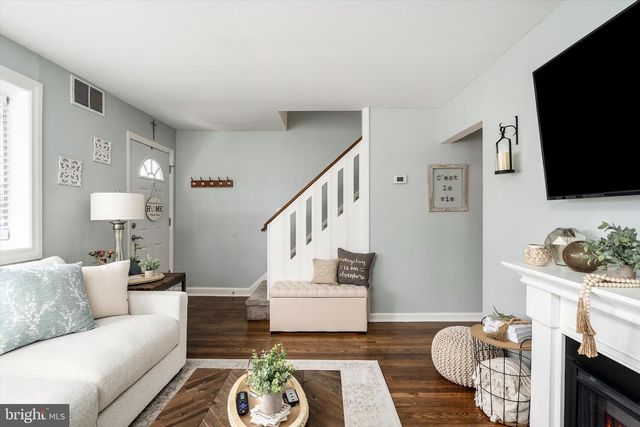 514 AUSTIN AVE, Barrington, NJ 08007