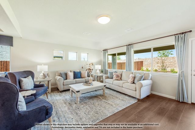 913 Creekhollow Drive, Godley, TX 76044