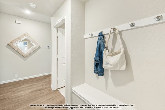 913 Creekhollow Drive, Godley, TX 76044