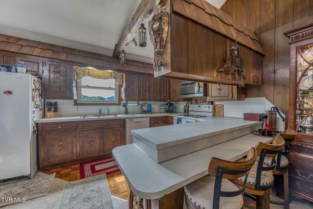 1458 East Shipley Ferry Road, Kingsport, TN 37663