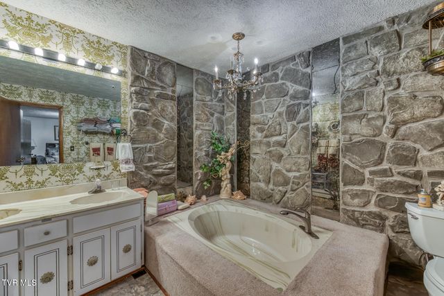 1458 East Shipley Ferry Road, Kingsport, TN 37663