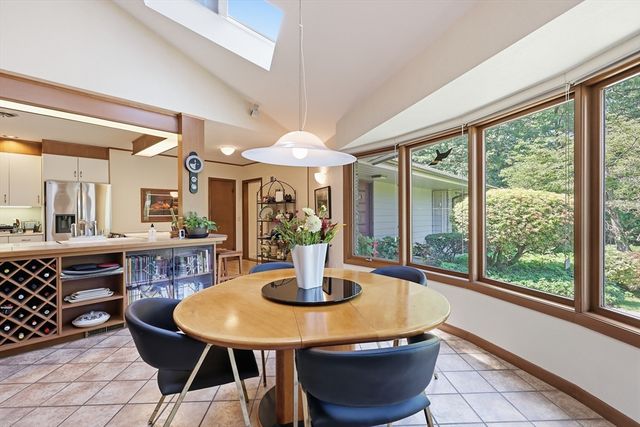 200 Crestview Circle, Longmeadow, MA 01106