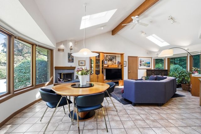 200 Crestview Circle, Longmeadow, MA 01106