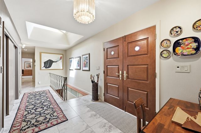 200 Crestview Circle, Longmeadow, MA 01106