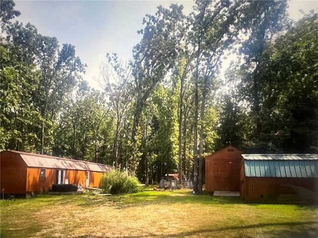 473803 E 611 Road, Watts, OK 74964