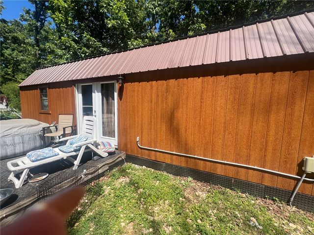 473803 E 611 Road, Watts, OK 74964