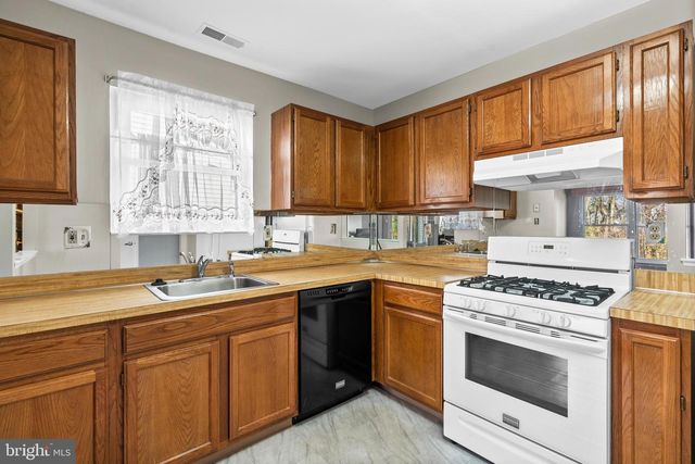 221 MARTINIQUE DR, Williamstown, NJ 08094