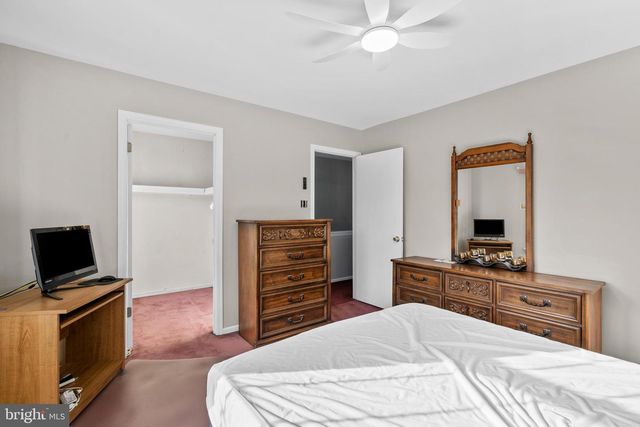 221 MARTINIQUE DR, Williamstown, NJ 08094