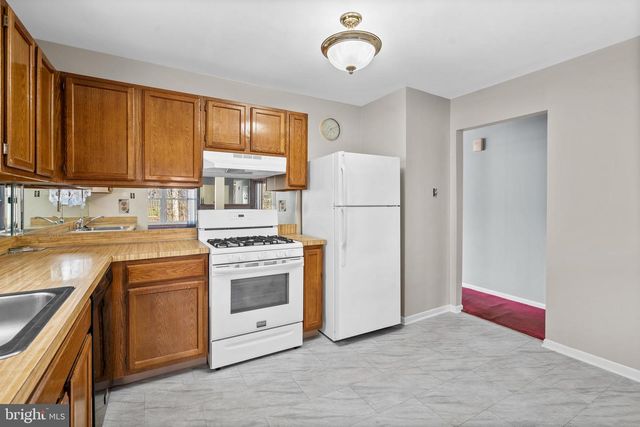 221 MARTINIQUE DR, Williamstown, NJ 08094