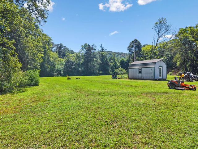 736 Hancock Road, Jasper, TN 37347