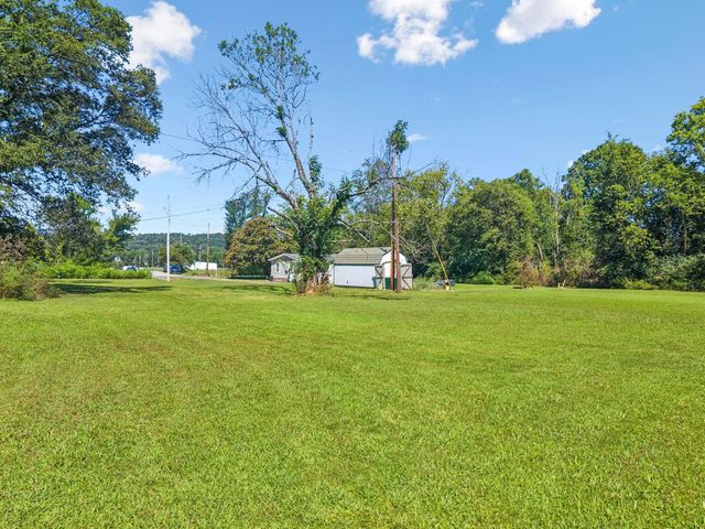 736 Hancock Road, Jasper, TN 37347