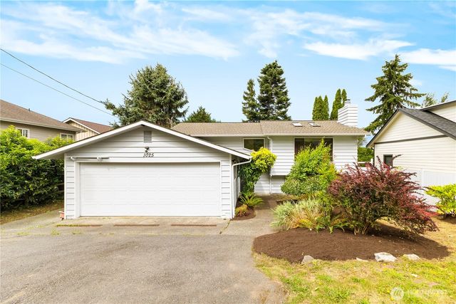 1025 Nevada Street, Bellingham, WA 98229