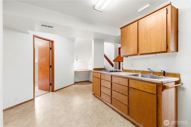 1025 Nevada Street, Bellingham, WA 98229