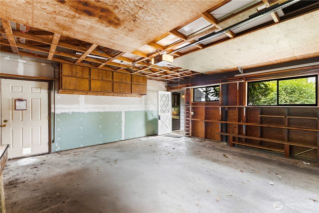 1025 Nevada Street, Bellingham, WA 98229