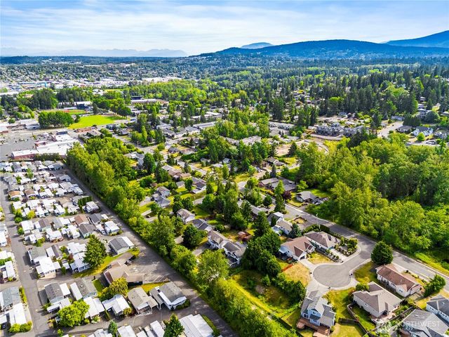 1025 Nevada Street, Bellingham, WA 98229