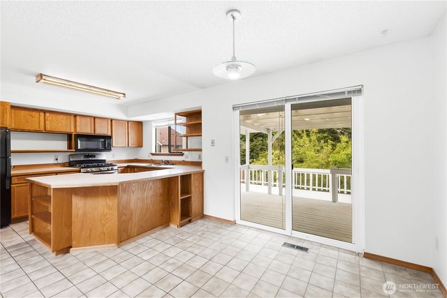 1025 Nevada Street, Bellingham, WA 98229
