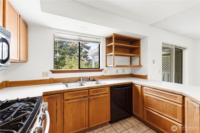 1025 Nevada Street, Bellingham, WA 98229