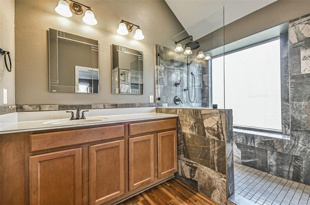 13814 Ivymist Court, Houston, TX 77044