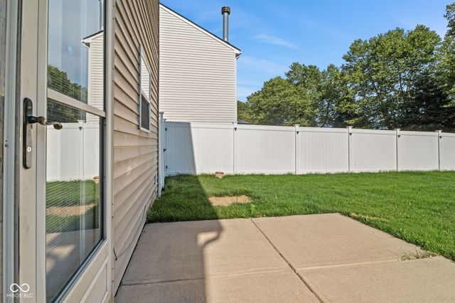 12631 White Rabbit Drive, Indianapolis, IN 46235