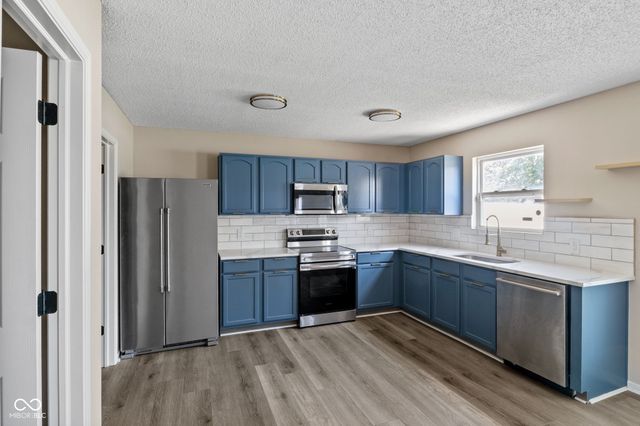 12631 White Rabbit Drive, Indianapolis, IN 46235