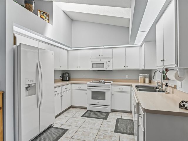 11180 SE 175TH PLACE, Summerfield, FL 34491