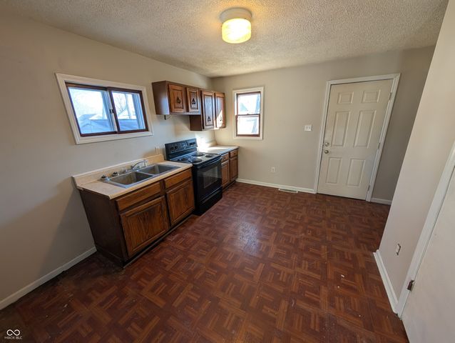 2334 Walnut Street, Anderson, IN 46016