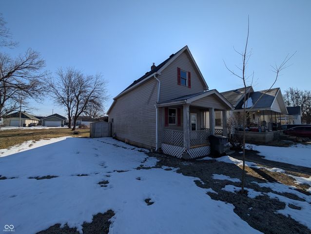 2334 Walnut Street, Anderson, IN 46016