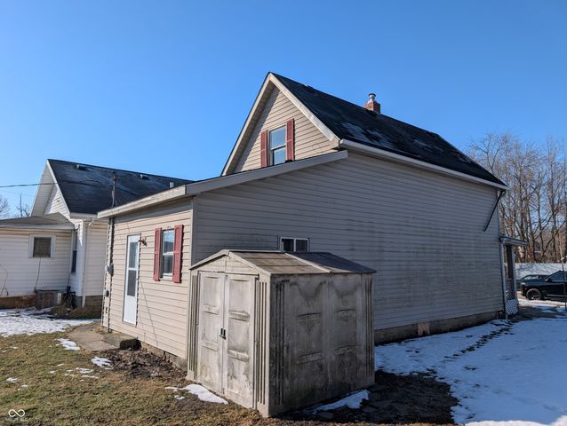 2334 Walnut Street, Anderson, IN 46016