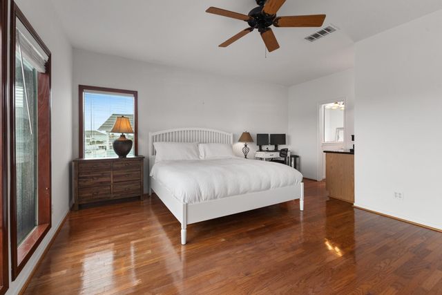 3905 Isla Del Sol, Galveston, TX 77554