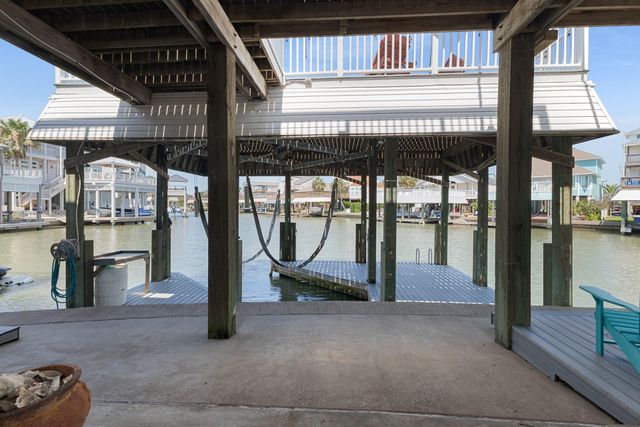 3905 Isla Del Sol, Galveston, TX 77554