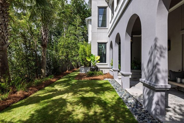 341 Bridgetown Pass, Mount Pleasant, SC 29464