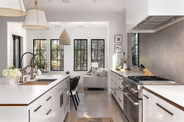 341 Bridgetown Pass, Mount Pleasant, SC 29464