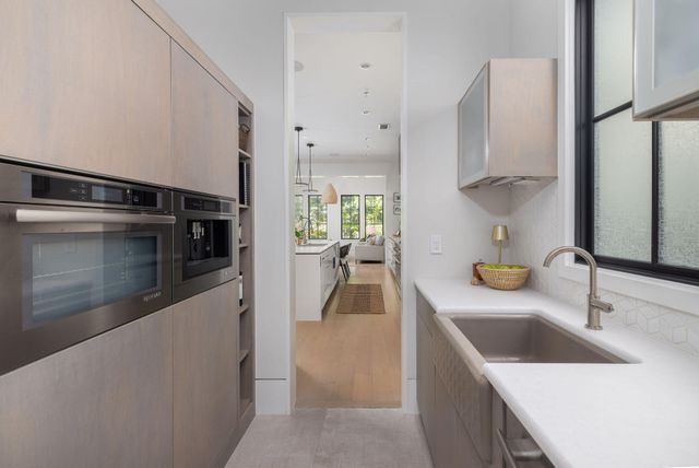 341 Bridgetown Pass, Mount Pleasant, SC 29464