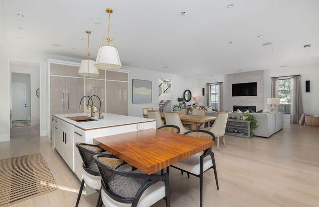 341 Bridgetown Pass, Mount Pleasant, SC 29464